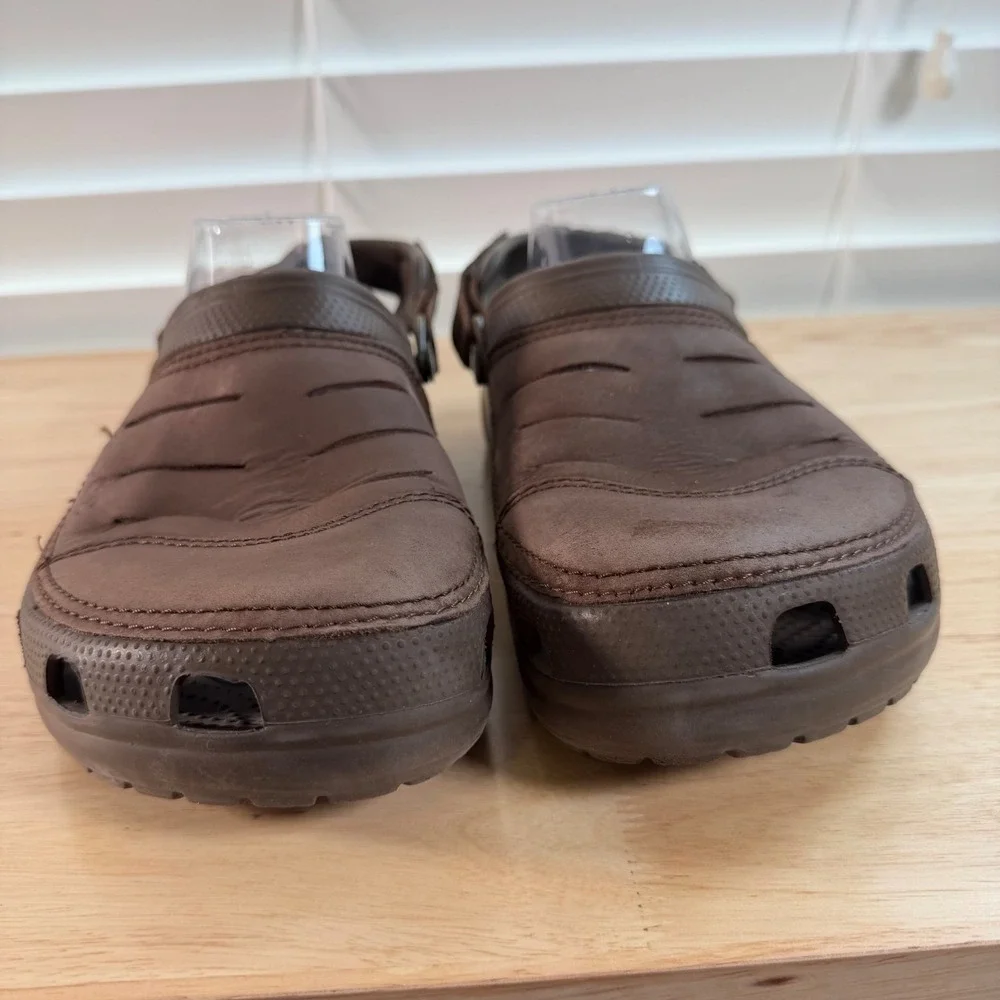 Crocs Clogs Men's Dark Brown Bogota Adjustable Strap Casual Shoes - 11